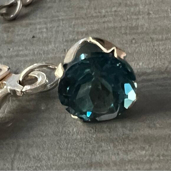 925 Sterling Silver Necklace & Earrings - Picture 7 of 7